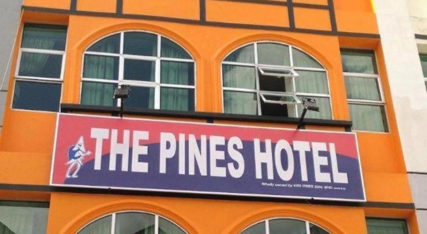 The Pines Hotel Kampung Kuala Terla Exterior photo